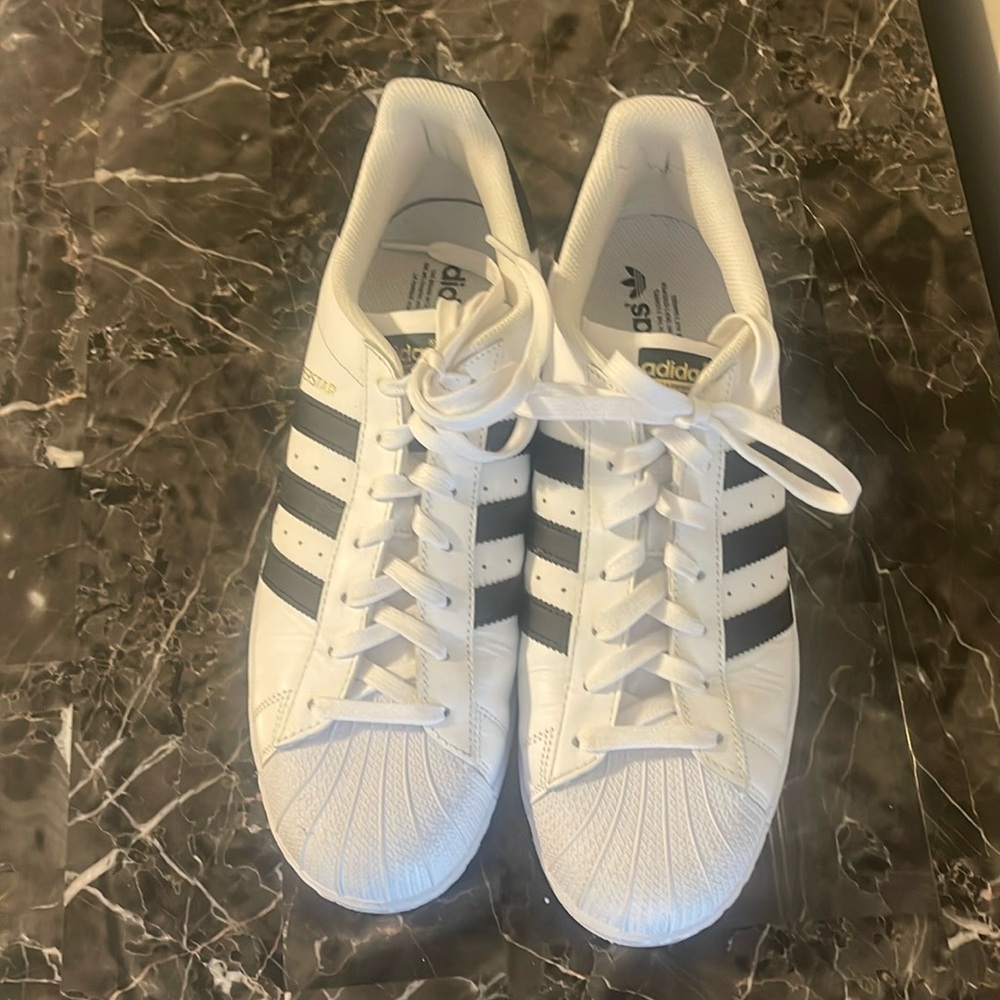 White with 3 black stripes adidas superstar sneakers